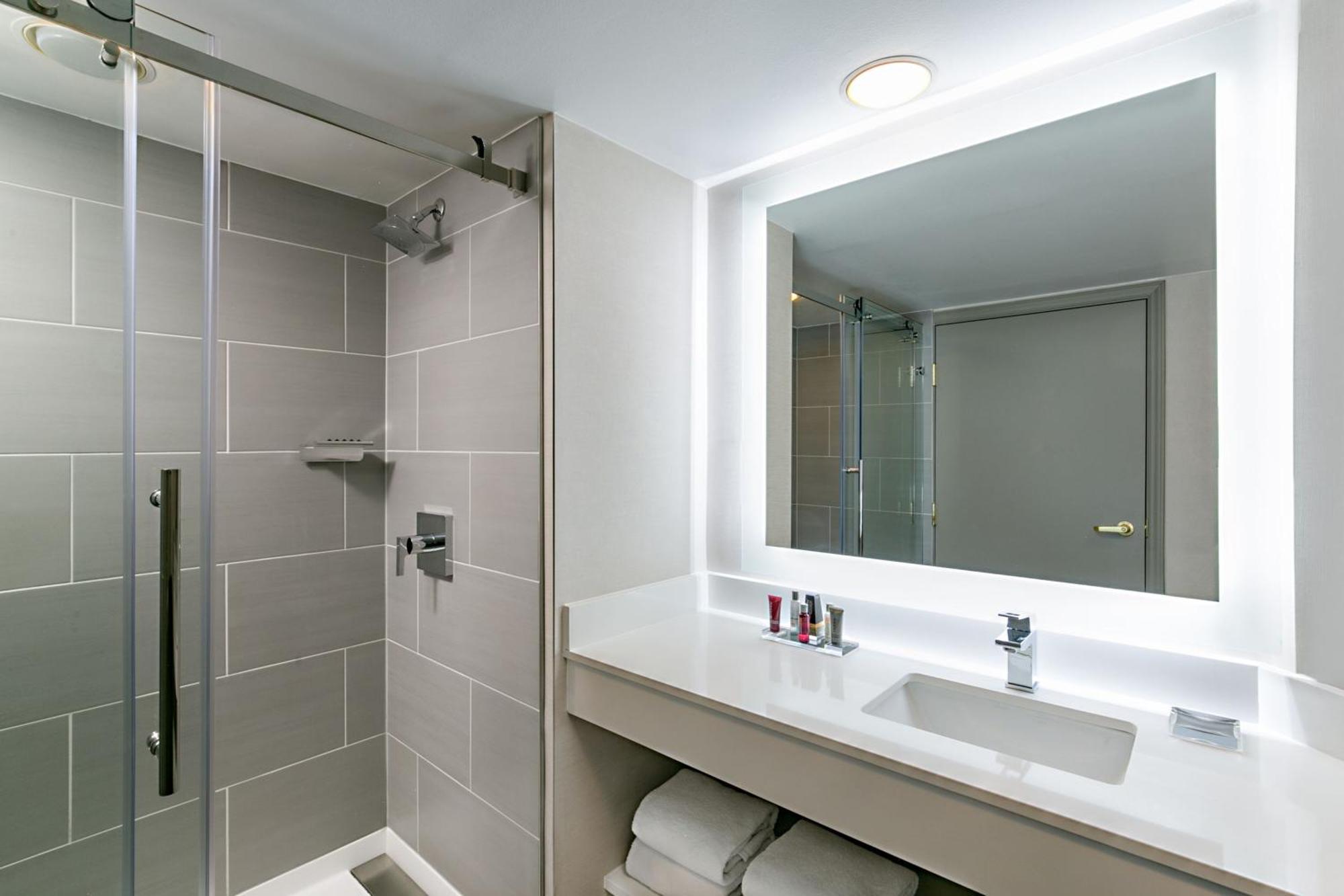 Marriott Dallas Las Colinas Ирвинг Экстерьер фото