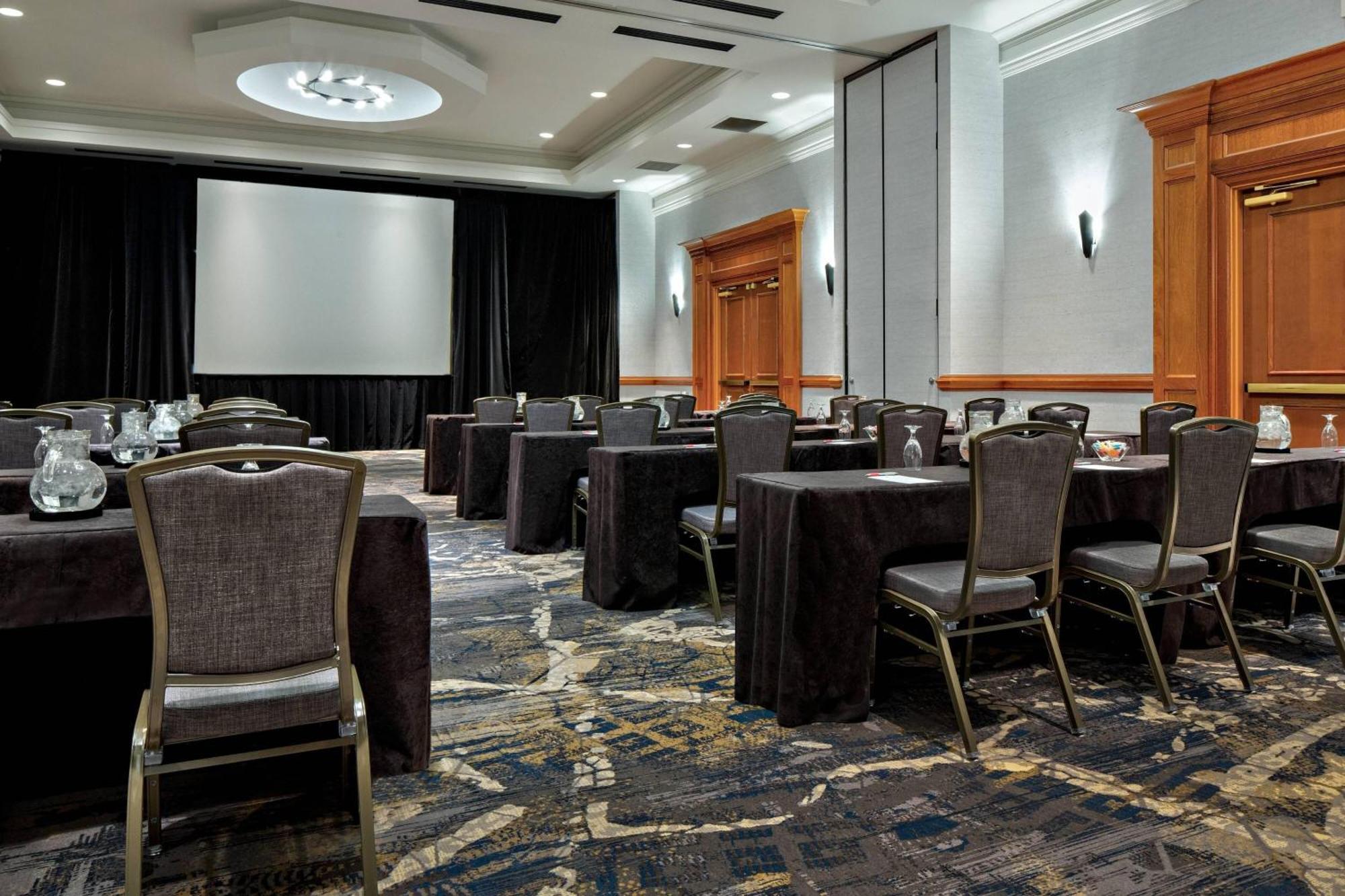 Marriott Dallas Las Colinas Ирвинг Экстерьер фото
