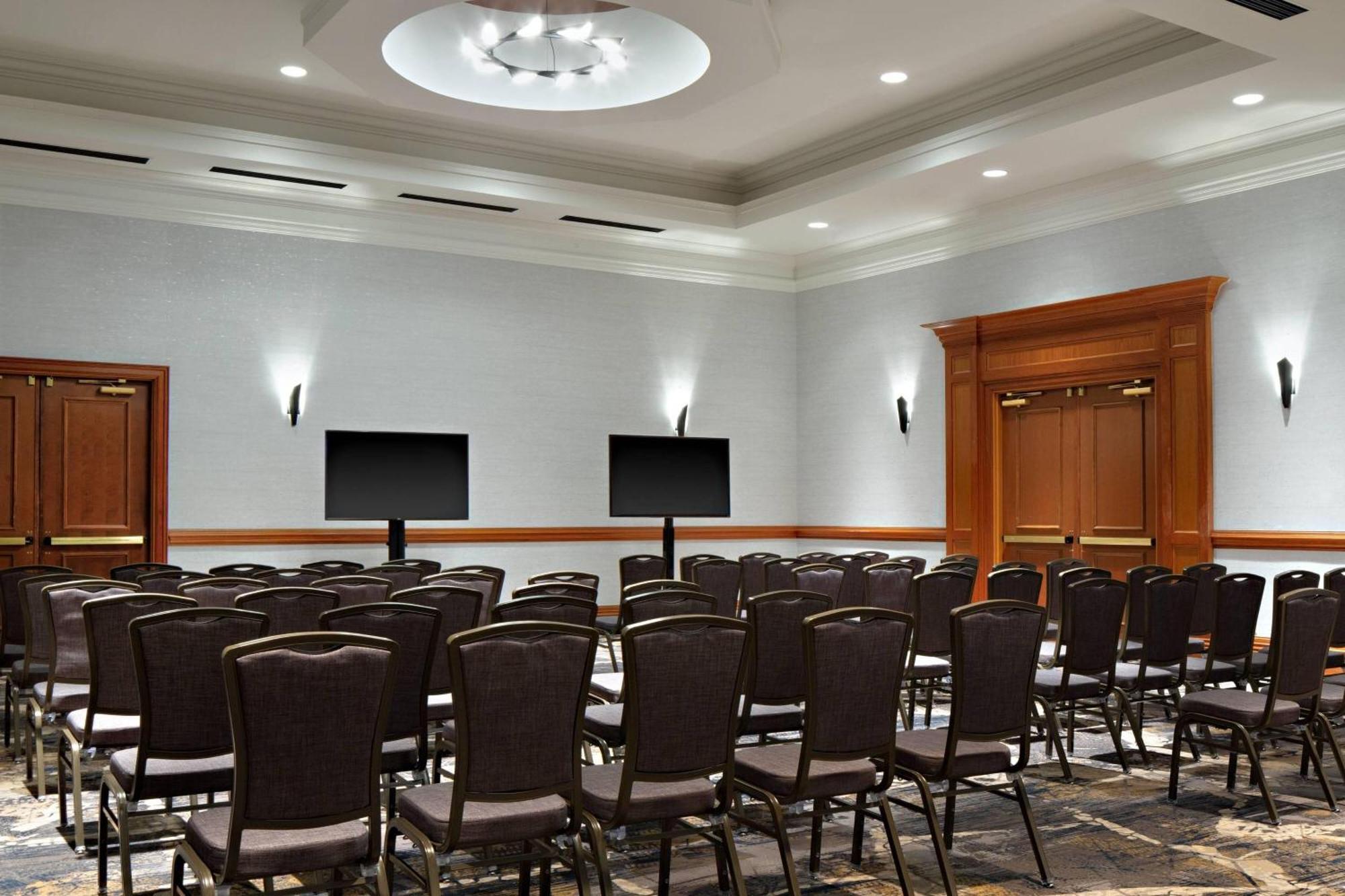 Marriott Dallas Las Colinas Ирвинг Экстерьер фото