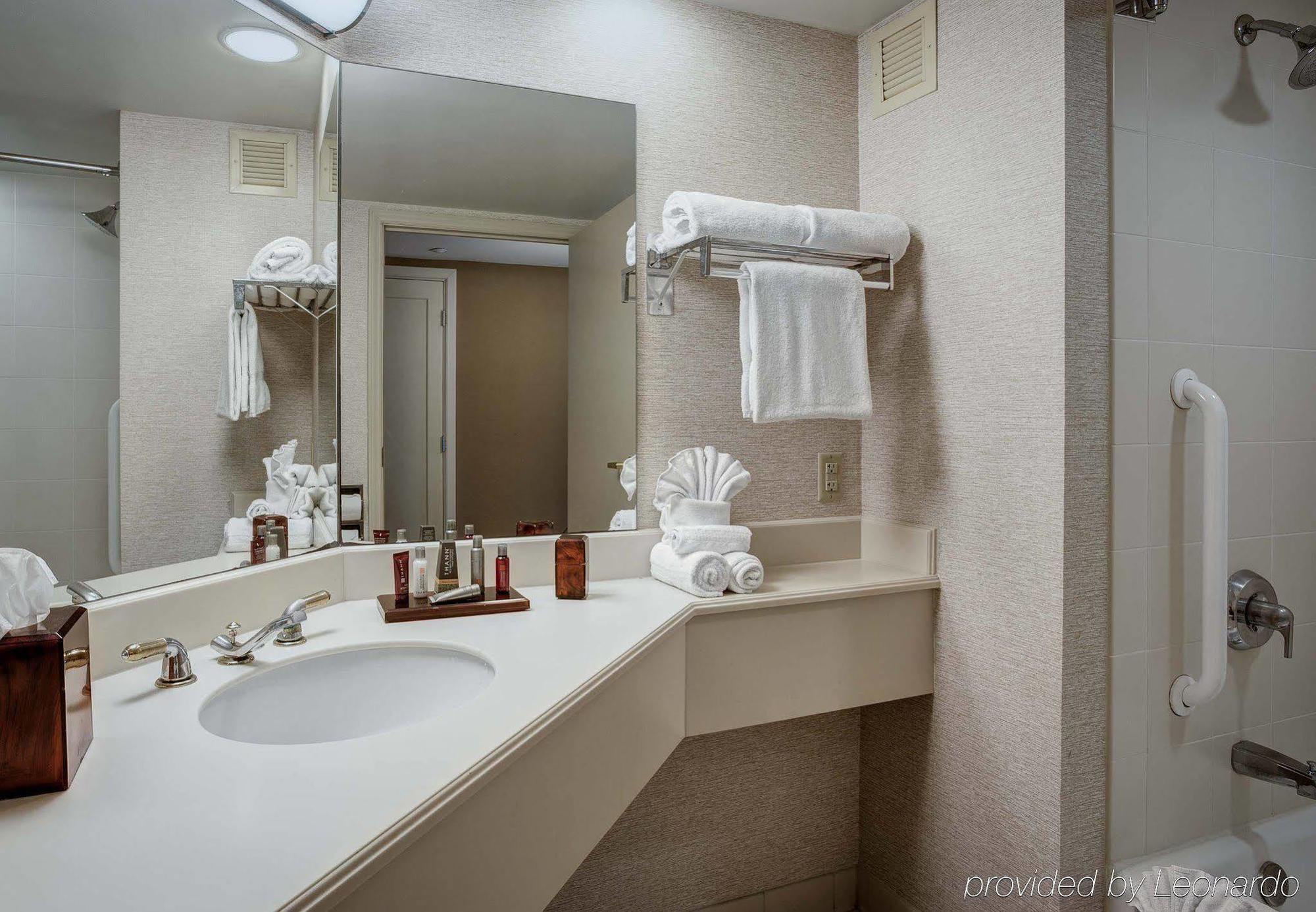 Marriott Dallas Las Colinas Ирвинг Экстерьер фото
