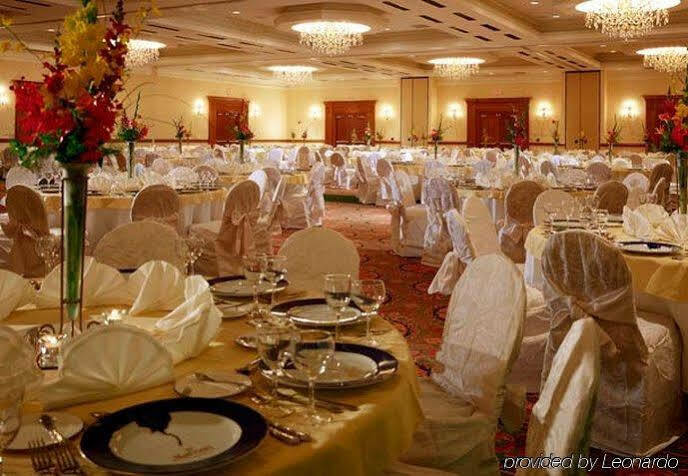 Marriott Dallas Las Colinas Ирвинг Экстерьер фото